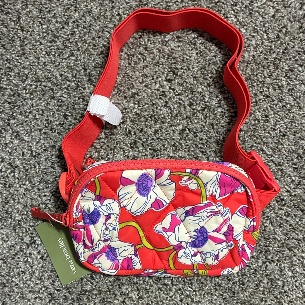 🚚 Ships FREE - Vera Bradley SWIRLING POPPIES Crossbody Sling Fanny/Waist Bag